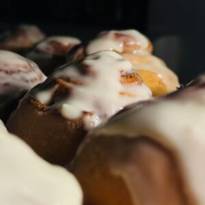 CINNANMON ROLL MANZANA
