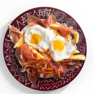 HUEVOS, PATATAS Y JAMÓN IBÉRICO